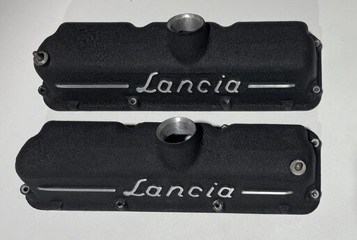 Ventil Deckel Lancia Flaminia 2800 S in Schrumph lak Schwarz